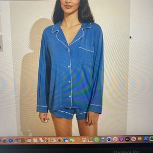 Brand new, never worn before Eberjey pajama set. Size large in Blue.
